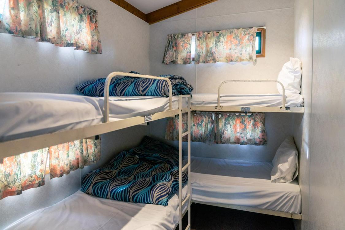 Victoria Lake Holiday Park Shepparton Bagian luar foto
