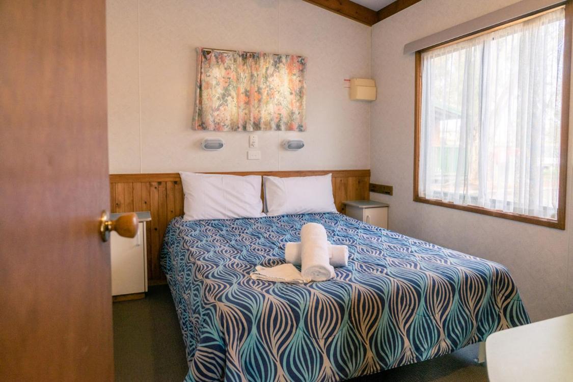 Victoria Lake Holiday Park Shepparton Bagian luar foto